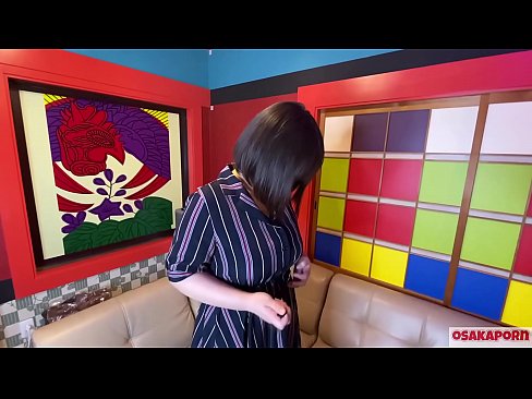 ❤️ Јапанска слатка са великим сисама мастурбира секс играчкама и доживи оргазам. Она говори у интервјуу о свом јебеном искуству. Огромне сисе и длакава маца гласно стењу. Осакапорн ❌ Супер порно на sr.porno-fuq.ru ❤